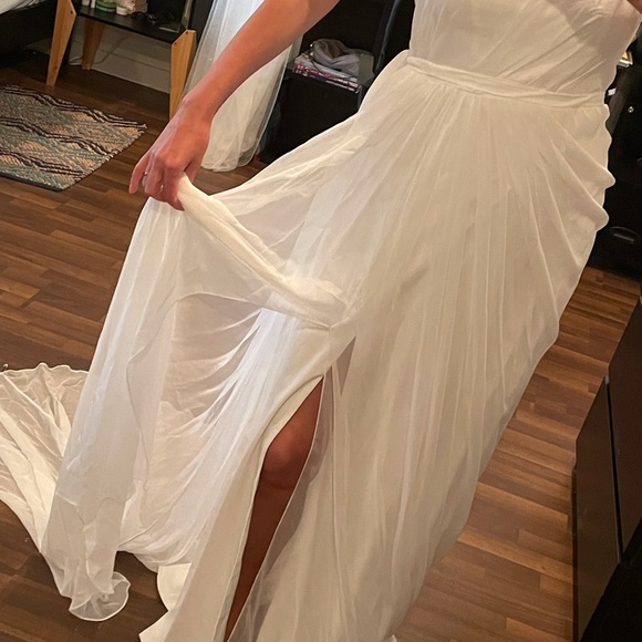 FAME AND PARTNERS Wedding dress - Picture 8 of 9